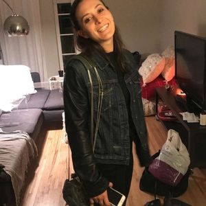 Meet your Posher, Jackie